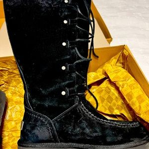 Beautiful suede Ugg boots in original box